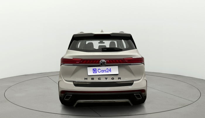 2023 MG HECTOR SHARP PRO 1.5 PETROL TURBO CVT PETROL, Petrol, Automatic, 22,677 km, Back/Rear
