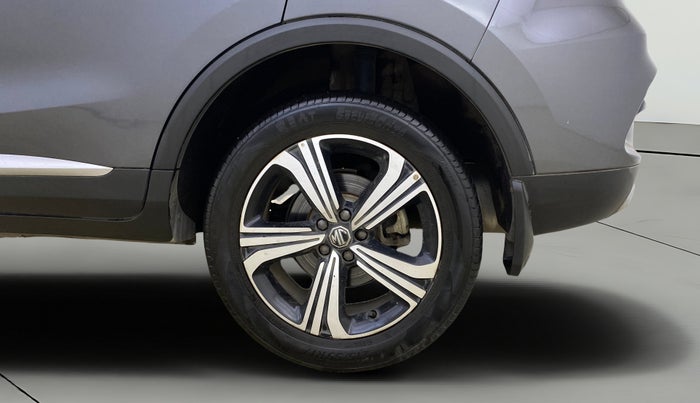 2023 MG ASTOR SAVVY 1.5 CVT, Petrol, Automatic, 17,710 km, Left Rear Wheel