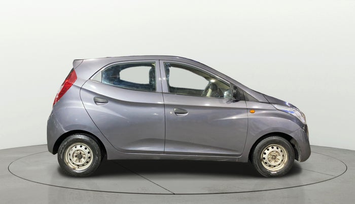 2016 Hyundai Eon ERA +, Petrol, Manual, 28,280 km, Right Side View