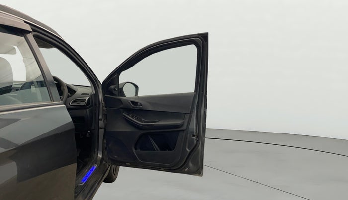 2022 Tata TIAGO NRG XZ MT, Petrol, Manual, 31,735 km, RHS Front Door