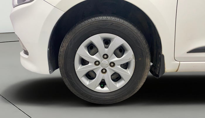 2015 Hyundai Elite i20 SPORTZ 1.2, Petrol, Manual, 68,266 km, Left Front Wheel