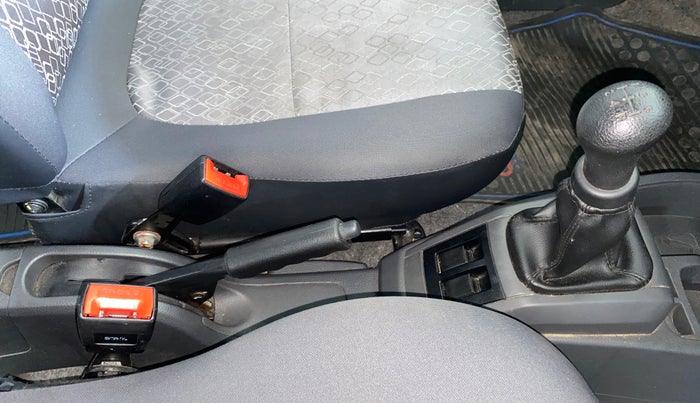 2018 Maruti Alto 800 LXI, Petrol, Manual, 13,467 km, Gear Lever
