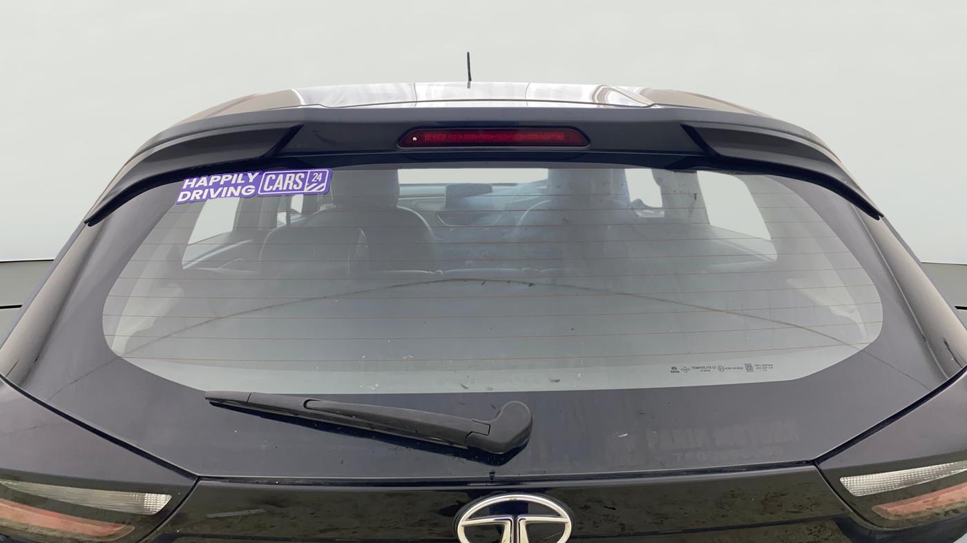 2020 Tata ALTROZ XZ PETROL, CNG, Manual, 80,571 km, Rear Windshield
