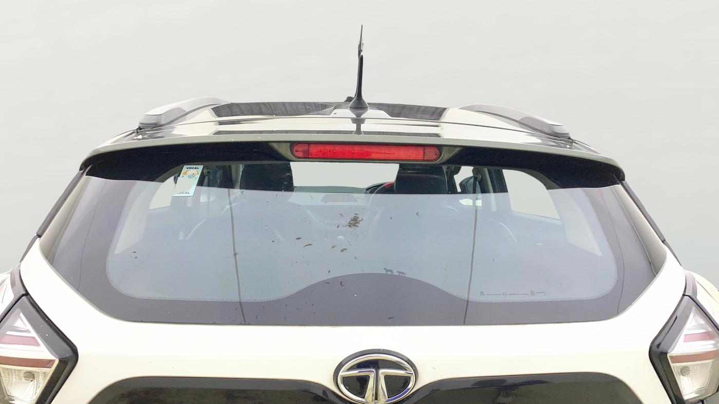 2022 Tata NEXON XM DIESEL, Diesel, Manual, 81,115 km, Rear Windshield