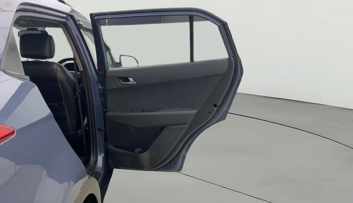 2016 Hyundai Creta S 1.6 PETROL, Petrol, Manual, 1,04,276 km, RHS Rear Door