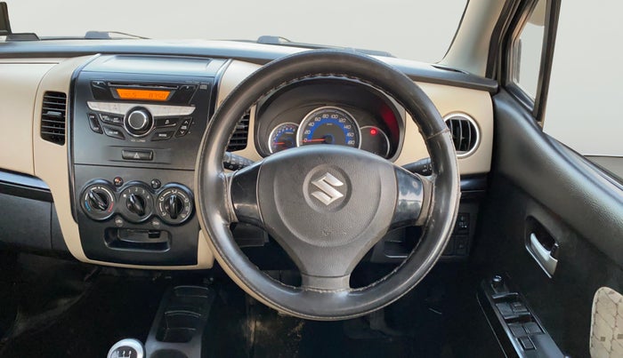 2017 Maruti Wagon R 1.0 VXI, CNG, Manual, 71,620 km, Steering Wheel Close Up