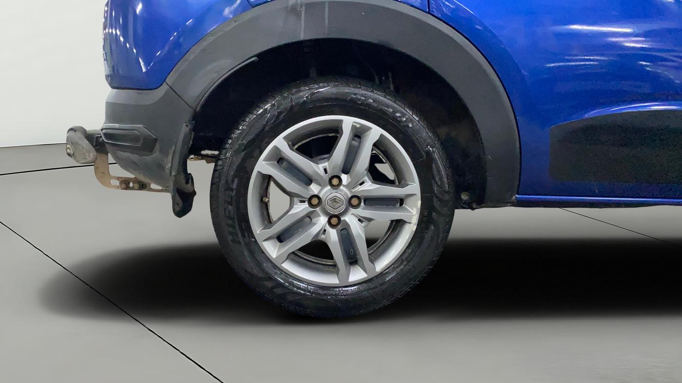 2020 Renault TRIBER RXZ, CNG, Manual, 81,301 km, Right Rear Wheel