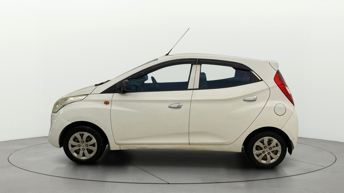 2015 Hyundai Eon MAGNA +, Petrol, Manual, 56,581 km, Left Side