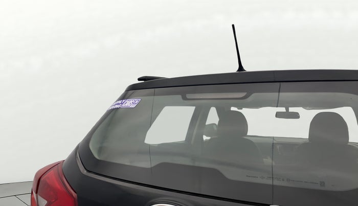 2022 Mahindra XUV300 W6 1.2 PETROL, Petrol, Manual, 26,436 km, Rear Wiper