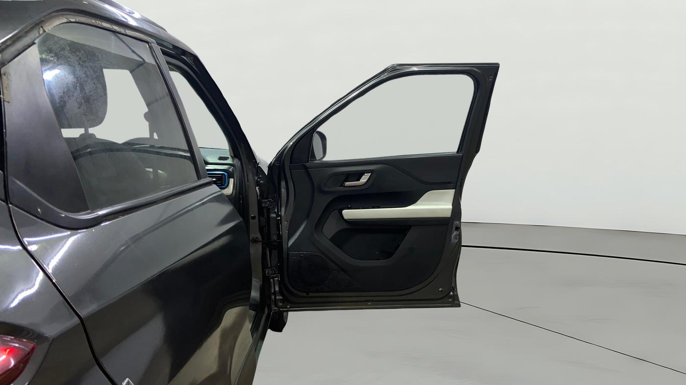2022 Tata PUNCH CREATIVE  MT, Petrol, Manual, 86,375 km, RHS Front Door