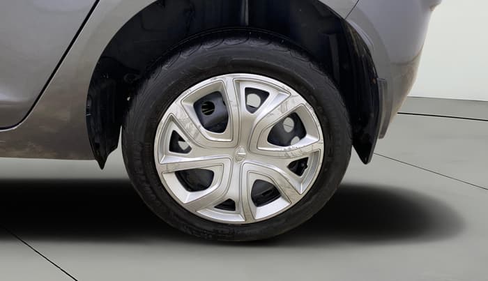 2022 Tata ALTROZ XT DIESEL, Diesel, Manual, 68,309 km, Left Rear Wheel