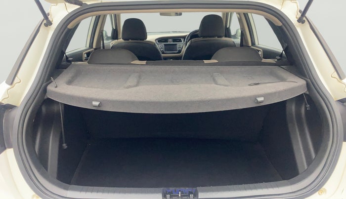 2019 Hyundai Elite i20 SPORTZ PLUS 1.2, Petrol, Manual, 82,367 km, Boot Open Zoomed View