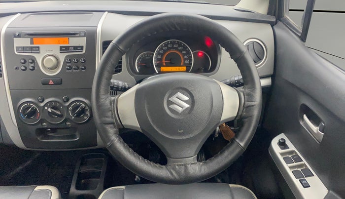 2012 Maruti Wagon R 1.0 VXI, Petrol, Manual, 47,638 km, Steering Wheel Close Up