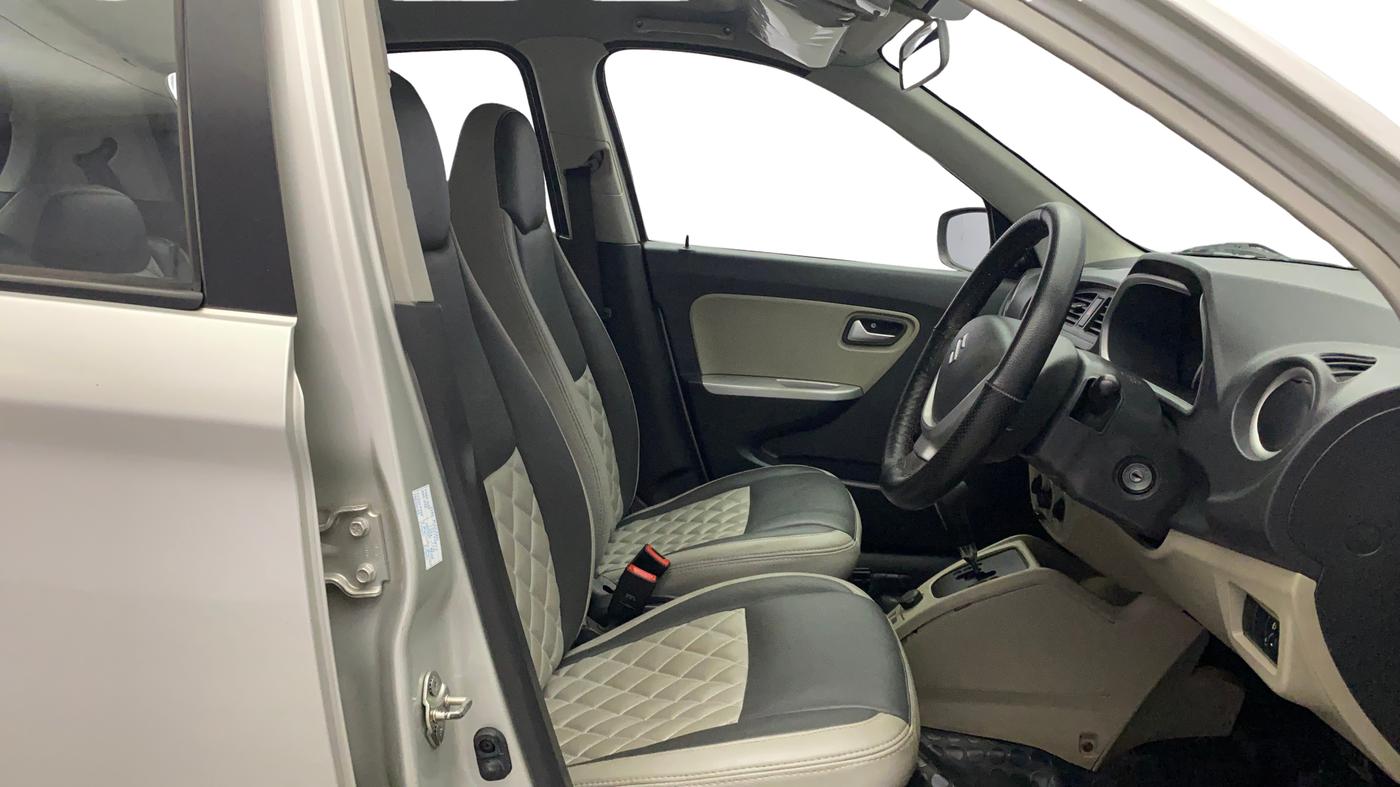 2018 Maruti Alto K10 VXI (O) AMT, Petrol, Automatic, 19,750 km, Right Side Front Door Cabin