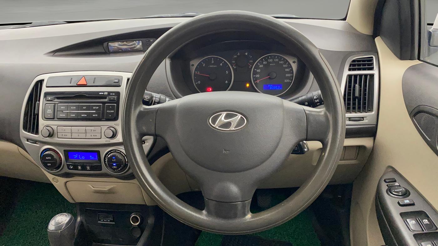 2014 Hyundai Elite i20 MAGNA 1.4 CRDI, Diesel, Manual, 80,949 km, Steering Wheel Close Up