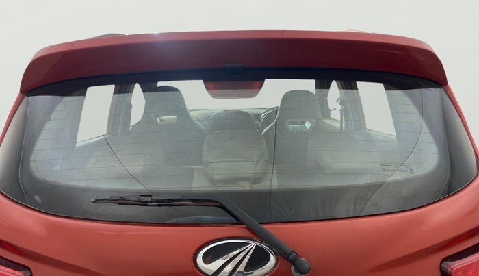 2016 Mahindra Kuv100 K8 6 STR, Petrol, Manual, 54,693 km, Rear Windshield