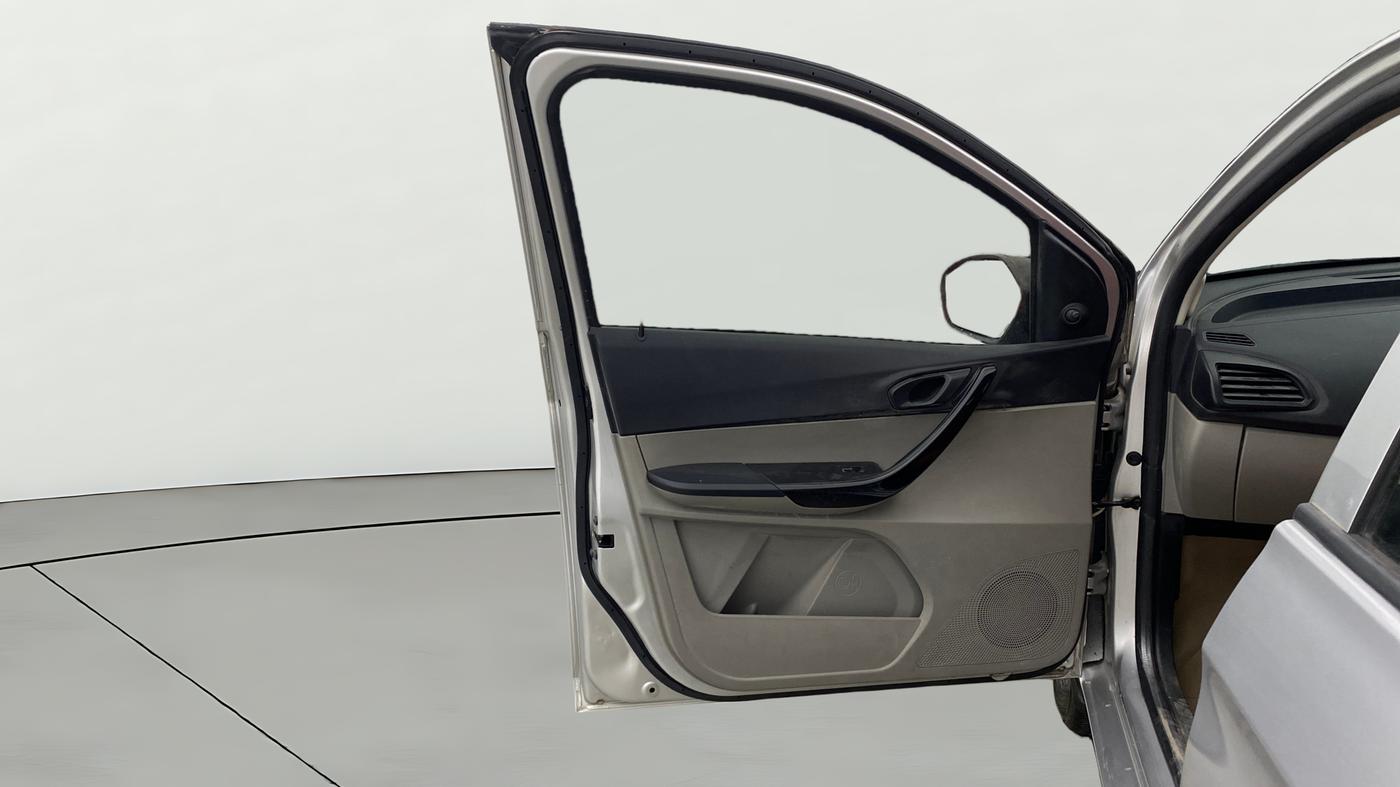2019 Tata Tiago XM PETROL, Petrol, Manual, 30,358 km, LHS Front Door