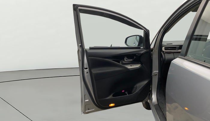 2022 Toyota Innova Crysta 2.7 VX 7 STR, Petrol, Manual, 60,927 km, LHS Front Door