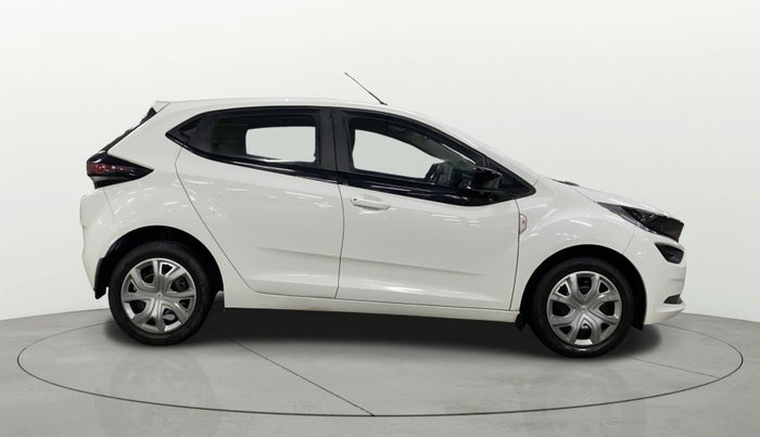 2022 Tata ALTROZ XM PLUS DIESEL, Diesel, Manual, 34,991 km, Right Side View