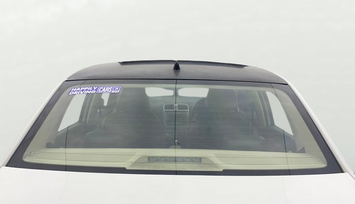 2017 Volkswagen Ameo HIGHLINE PLUS 1.5L AT 16 ALLOY, Diesel, Automatic, 1,37,489 km, Rear Windshield