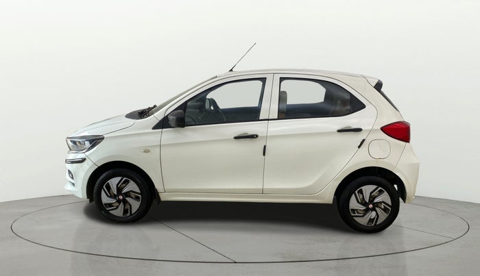 2022 Tata Tiago XM CNG, CNG, Manual, 45,892 km, Left Side