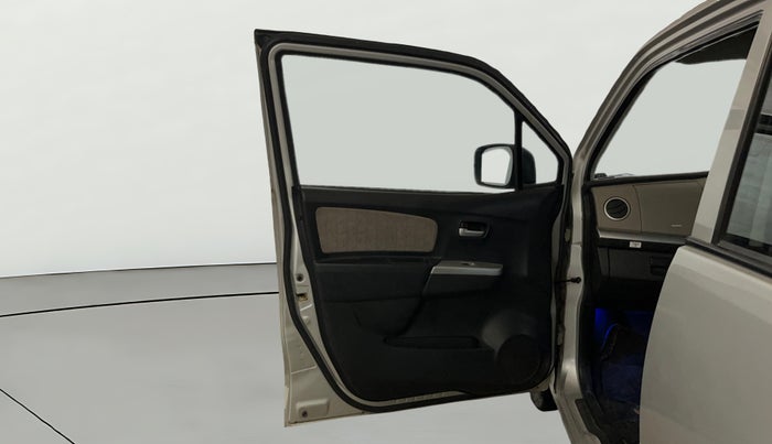 2014 Maruti Wagon R 1.0 VXI, Petrol, Manual, 38,668 km, LHS Front Door