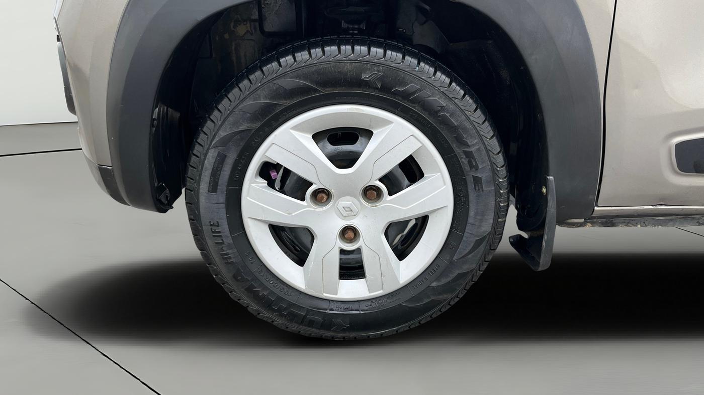 2018 Renault Kwid RXL, Petrol, Manual, 58,966 km, Left Front Wheel