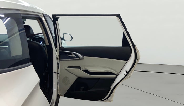 2023 KIA CARENS  PREMIUM 1.5 TURBO PETROL IMT 7 STR, Petrol, Manual, 45,765 km, RHS Rear Door