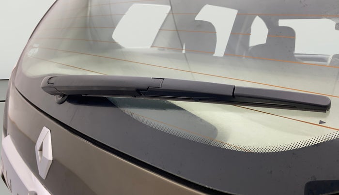 2018 Renault Duster RXS CVT, Petrol, Automatic, 76,221 km, Rear Wiper