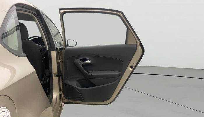 2015 Volkswagen Vento COMFORTLINE 1.6, Petrol, Manual, 29,969 km, RHS Rear Door