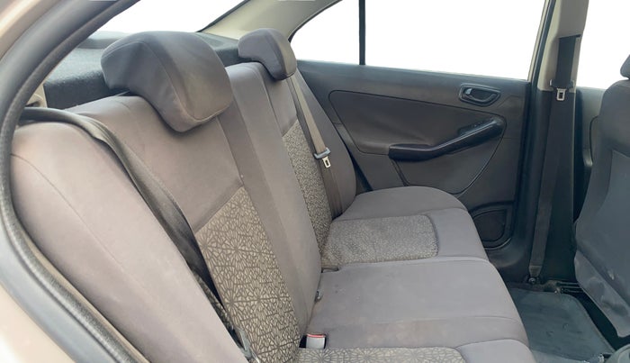 2016 Tata Zest XMS PETROL, Petrol, Manual, 96,639 km, Right Side Rear Door Cabin