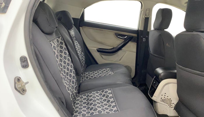 2022 Tata NEXON XZA PLUS DIESEL, Diesel, Automatic, 1,00,079 km, Right Side Rear Door Cabin