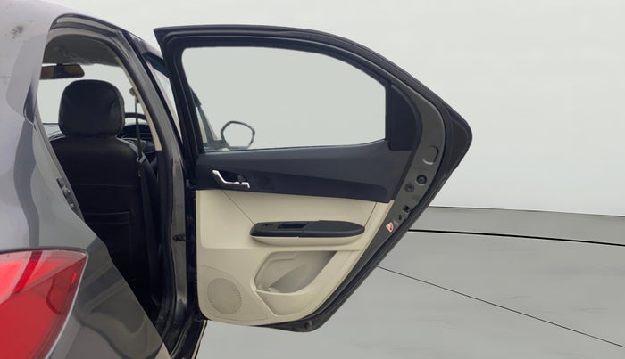 2022 Tata Tiago XZ PLUS PETROL, Petrol, Manual, 33,211 km, RHS Rear Door