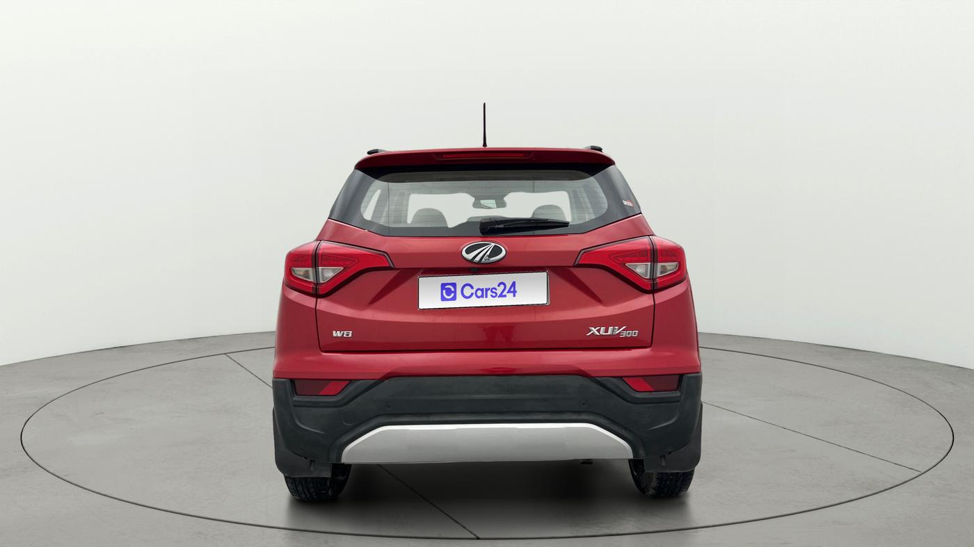 2022 Mahindra XUV300 W8 (O) 1.2 PETROL, Petrol, Manual, 20,984 km, Back/Rear
