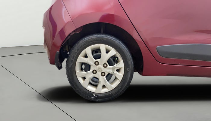 2016 Hyundai Grand i10 SPORTZ 1.2 KAPPA VTVT, Petrol, Manual, 28,348 km, Right Rear Wheel