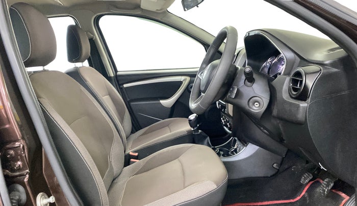 2021 Renault Duster RXS 1.3 TURBO PETROL MT, Petrol, Manual, 42,060 km, Right Side Front Door Cabin