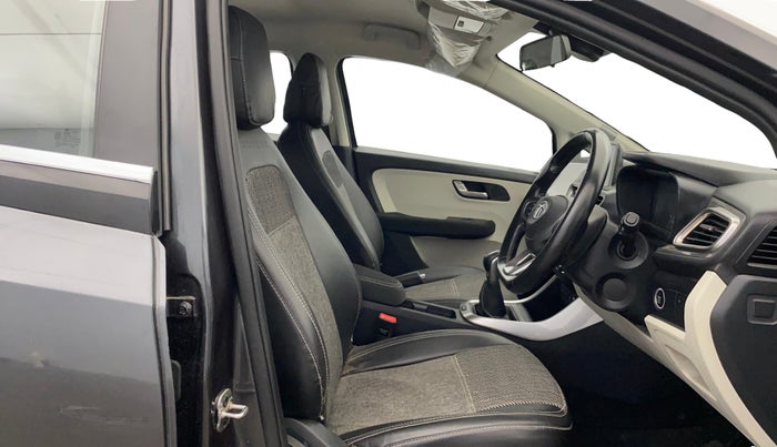 2021 Tata ALTROZ XZ PETROL, Petrol, Manual, 5,768 km, Right Side Front Door Cabin