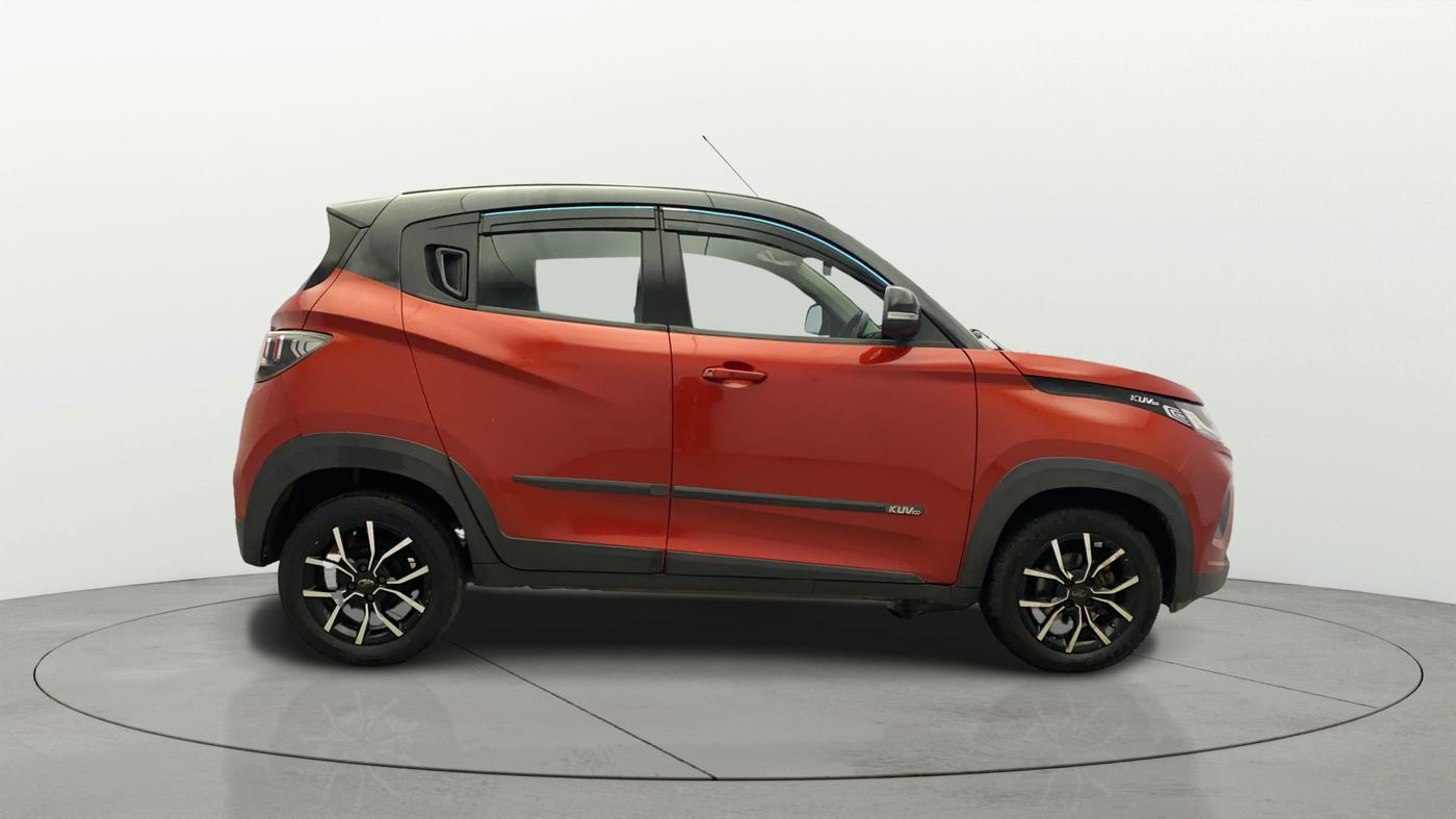2017 Mahindra KUV 100 NXT K8 P 6 STR DUAL TONE, Petrol, Manual, 40,743 km, Right Side View