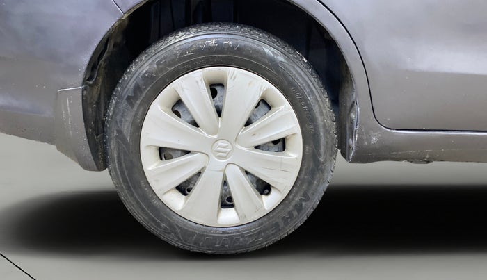 2016 Maruti Ertiga VXI, Petrol, Manual, 47,413 km, Right Rear Wheel