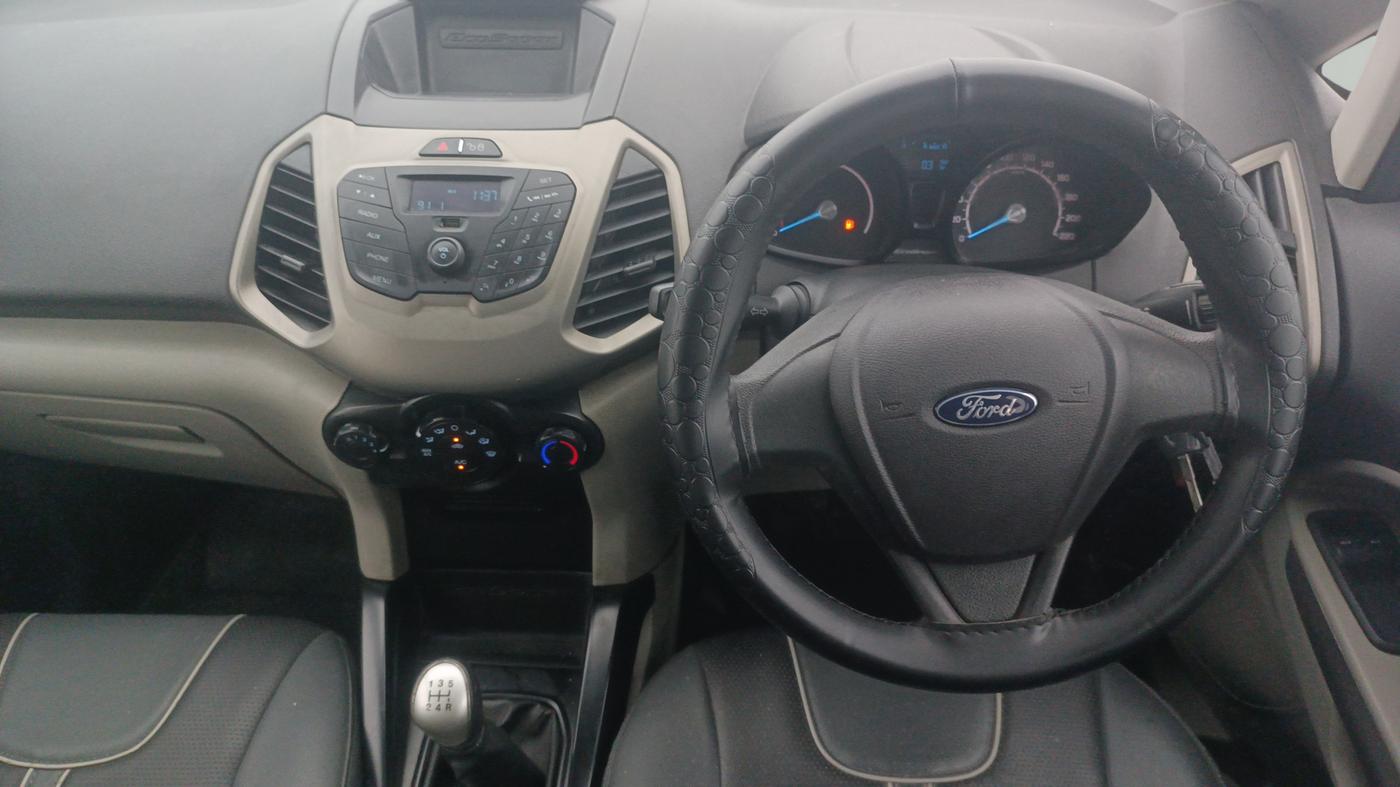 2015 Ford Ecosport AMBIENTE 1.5L DIESEL, Diesel, Manual, 1,31,793 km, Steering Wheel Close Up
