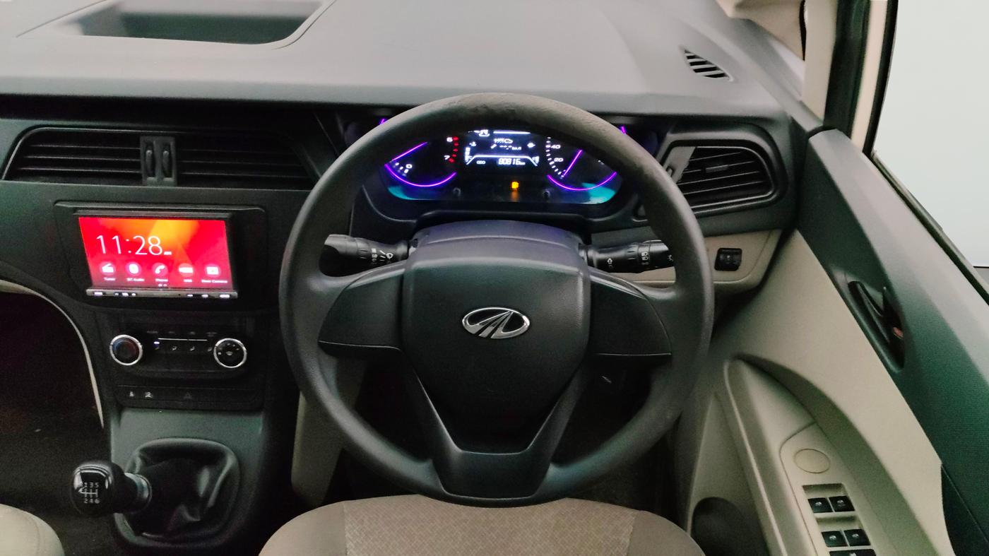 2019 Mahindra MARAZZO M2 7STR, Diesel, Manual, 80,816 km, Steering Wheel Close Up