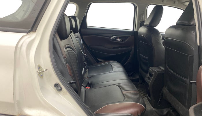 2023 Maruti Grand Vitara SIGMA SMART HYBRID, Petrol, Manual, 31,873 km, Right Side Rear Door Cabin