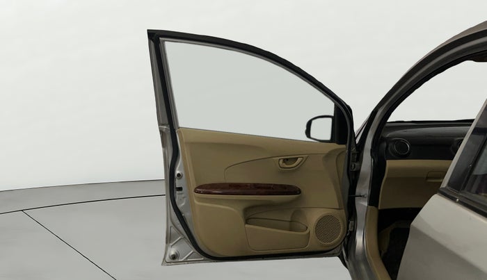 2015 Honda Amaze 1.2L I-VTEC SX, Petrol, Manual, 59,115 km, LHS Front Door