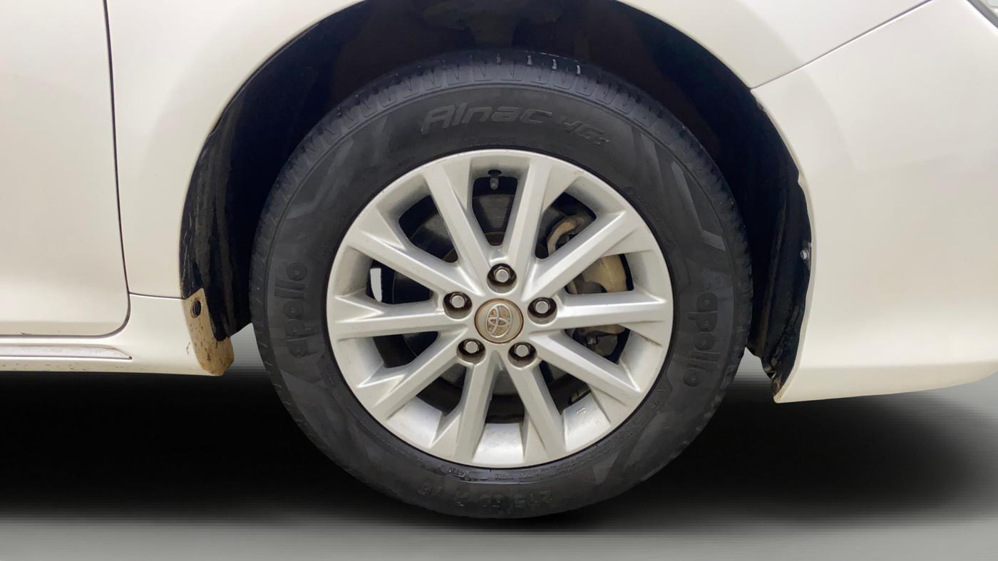 2012 Toyota Camry 2.5L AT, Petrol, Automatic, 67,081 km, Right Front Wheel