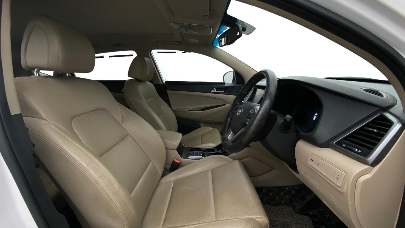 2019 Hyundai Tucson GLS 2WD AT PETROL, Petrol, Automatic, 79,823 km, Right Side Front Door Cabin