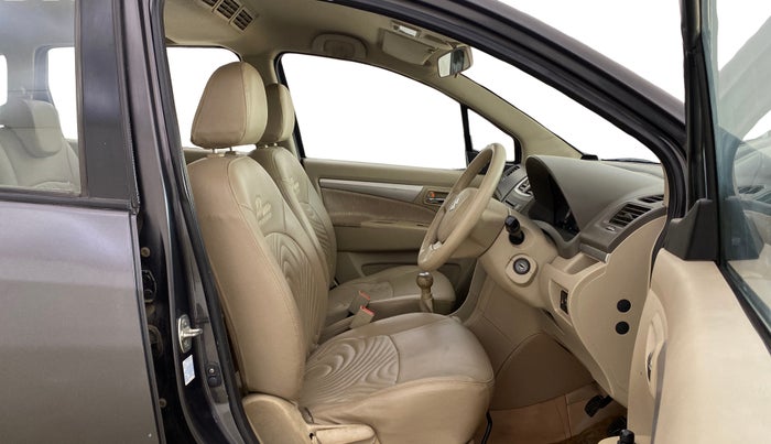 2015 Maruti Ertiga VXI CNG, CNG, Manual, 81,031 km, Right Side Front Door Cabin