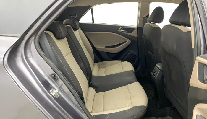 2015 Hyundai Elite i20 ASTA 1.2, Petrol, Manual, 72,021 km, Right Side Rear Door Cabin