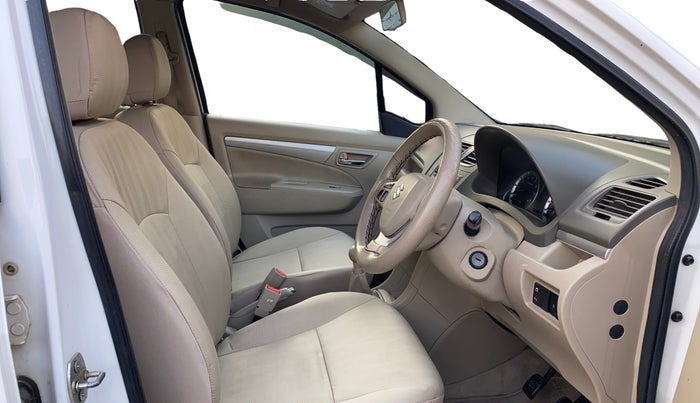 2017 Maruti Ertiga VXI, Petrol, Manual, 57,734 km, Right Side Front Door Cabin