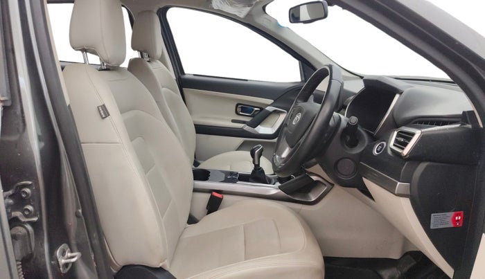 2023 Tata Safari XZ PLUS, Diesel, Manual, 21,229 km, Right Side Front Door Cabin
