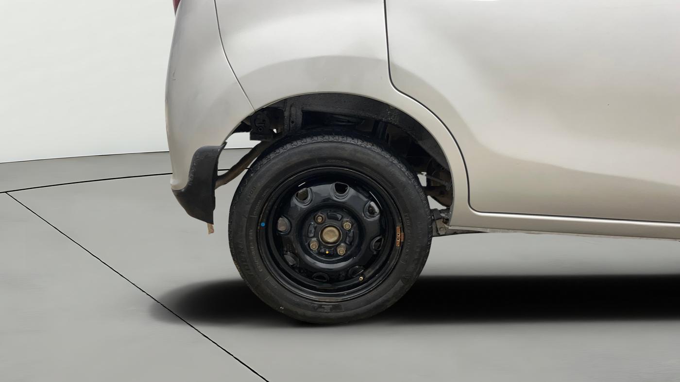 2015 Maruti Alto K10 VXI, Petrol, Manual, 72,686 km, Right Rear Wheel